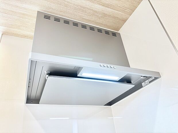 【その他設備(レンジフード)】基本的なお手入れはフィルターのみ！お手入れのしやすさも魅力です。
