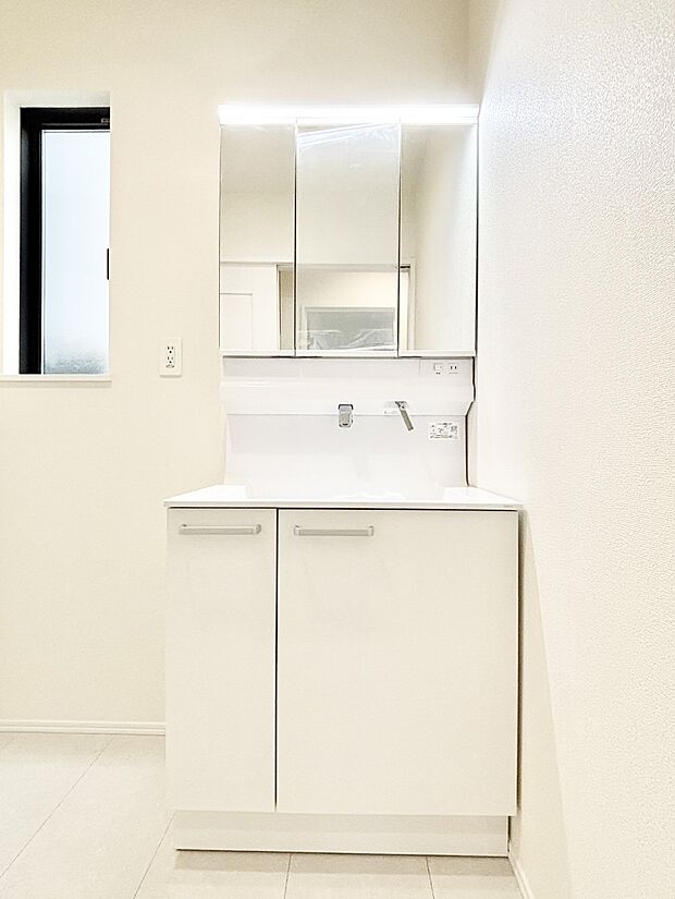 【洗面台・洗面所】収納力と機能性に優れた洗面化粧台