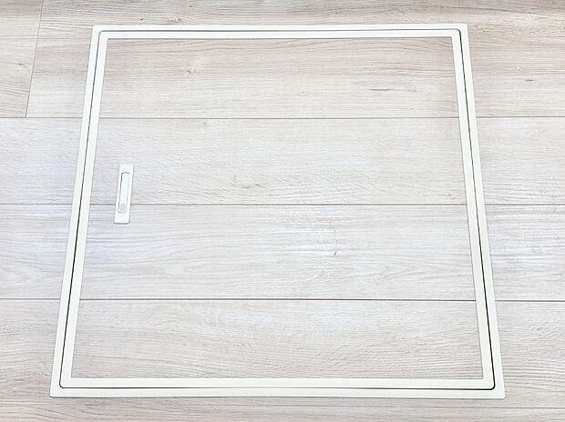 【その他設備(床下収納)】床下収納付き!日用品・非常用品の収納にも大活躍。