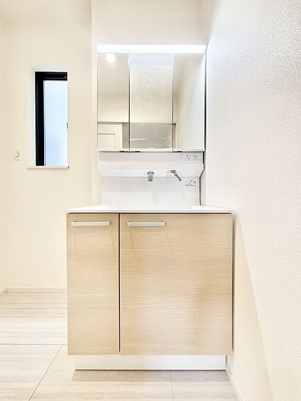 【洗面台・洗面所】収納力と機能性に優れた洗面化粧台