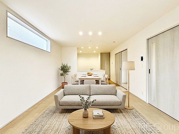 【リビング】落ち着いた雰囲気のLDKは家族みんなの快適空間※家具はCGです