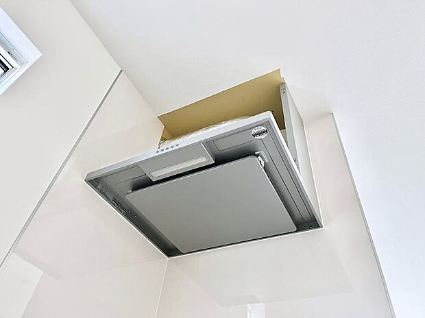 【その他設備(レンジフード)】基本的なお手入れはフィルターのみ!お手入れのしやすさも魅力です。