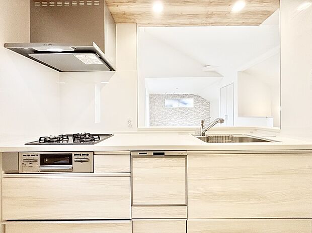 【キッチン】お料理を効率的に、楽しく！システムキッチン