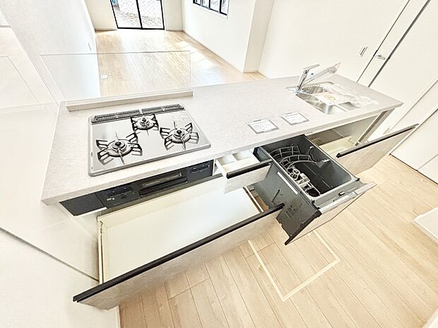 【その他設備(スライド収納)】使いやすさを優先したスライド式収納タイプ!