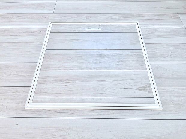 【その他設備(床下収納)】床下収納付き！日用品・非常用品の収納にも大活躍。