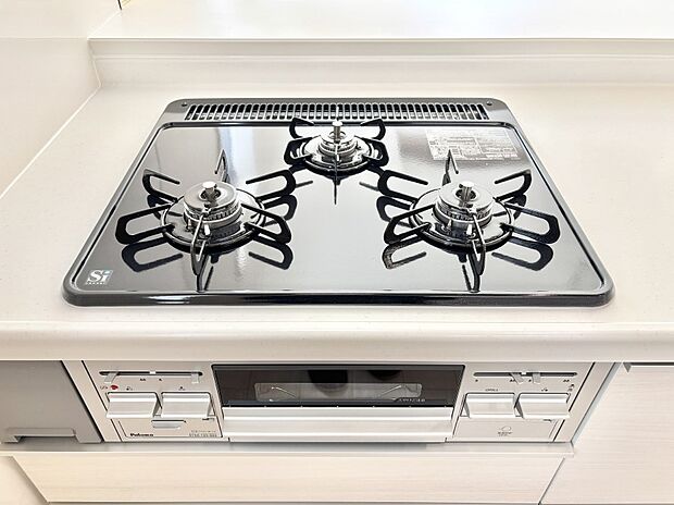 【その他設備(Ｓｉセンサーコンロ)】ガスコンロはＳｉセンサー搭載。火力調節や焦げ付き・消し忘れも防いでくれます。