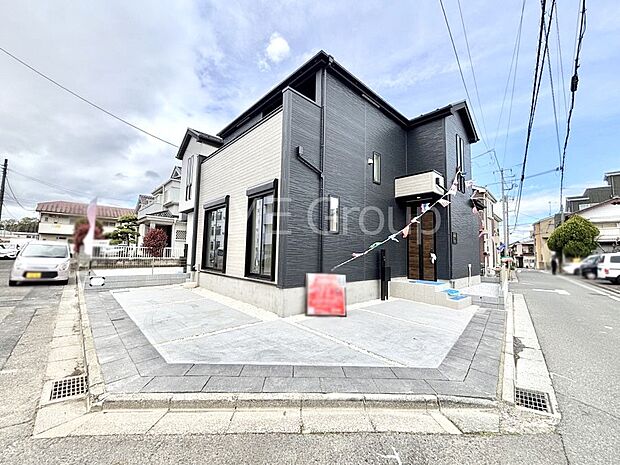 【前面道路含む現地写真】前面道路はきちんと整備されています