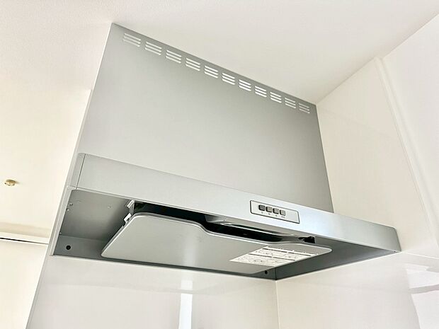 【その他設備(レンジフード)】基本的なお手入れはフィルターのみ!お手入れのしやすさも魅力です。