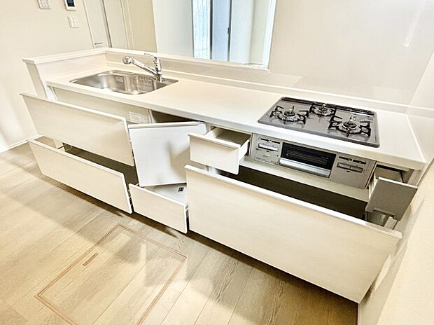 【その他設備(スライド収納)】使いやすさを優先したスライド式収納タイプ！