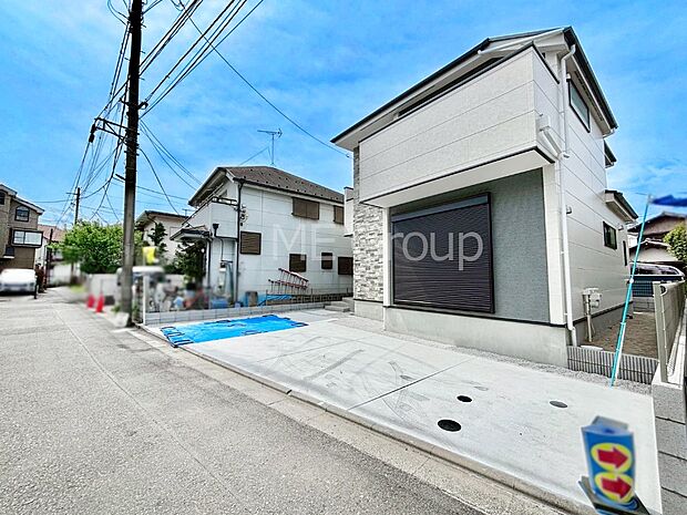 【現地外観写真】上質感あふれる外観デザイン。魅力の住まいを実現。