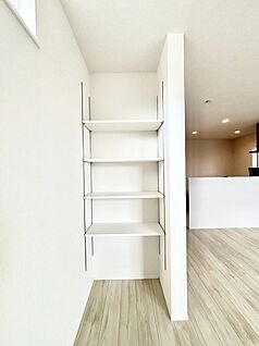 その他設備(リビング収納)