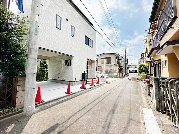 【前面道路含む現地写真】ここから始まる新生活を応援いたします