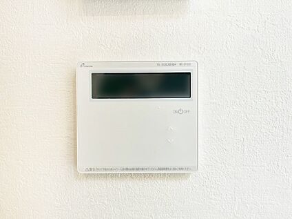 その他設備(給湯器・床暖房リモコン)