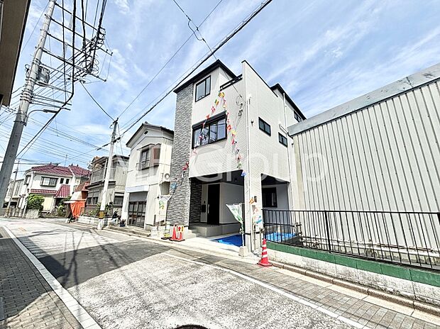 【前面道路含む現地写真】ここから始まる新生活を応援いたします