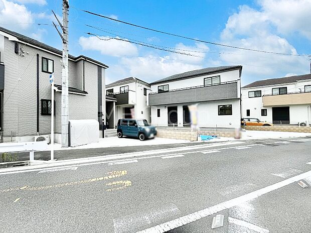【前面道路含む現地写真】堂々完成!! ここから始まる新生活を応援いたします!