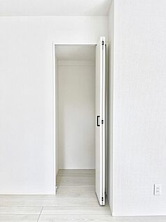 その他設備(リビング収納)