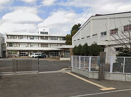ふじみ野市立大井中学校 150m