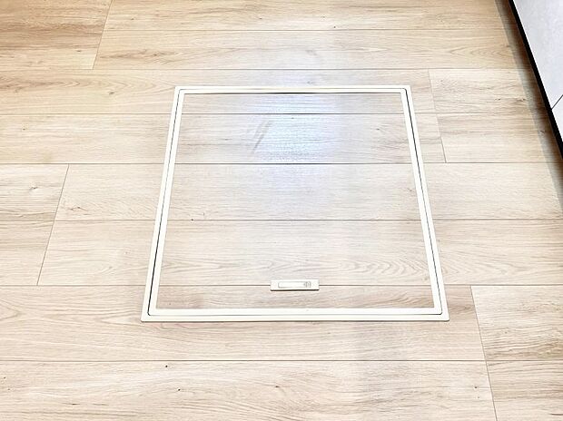 【その他設備(床下収納)】床下収納付き！日用品・非常用品の収納にも大活躍。