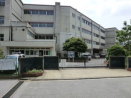 松戸市立八ケ崎小学校 1360m(17分)