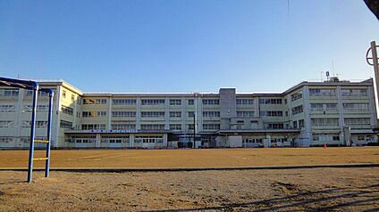 南生田小学校 850m(11分)