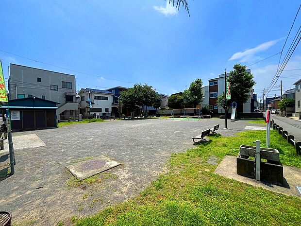 上平間公園(約400m)