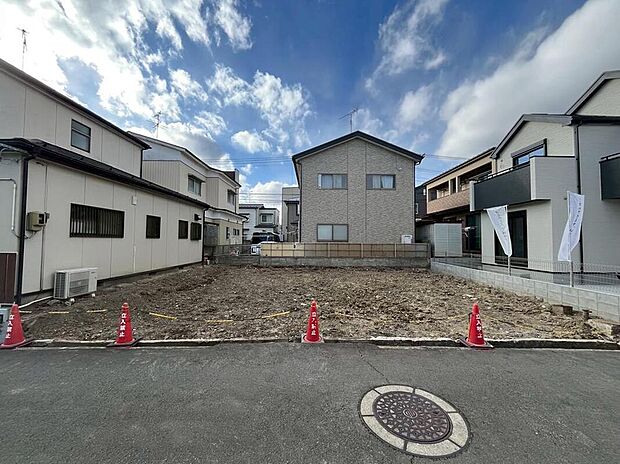 物件探しだけでなくローン支払いなど住宅のご購入に関してお気軽にご相談ください♪
年間6200棟を販売する飯田産業に大事なお家を安心してお任せください!