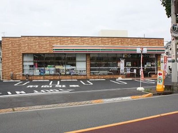 セブンイレブン江戸川東松本2丁目店（約420m）