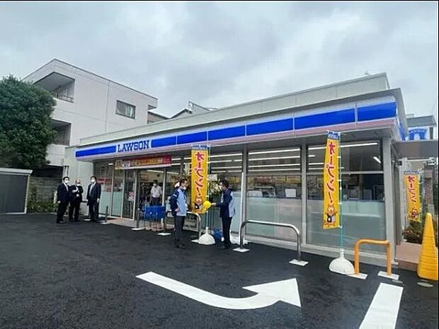 ローソン江戸川平井三丁目店(約160m)