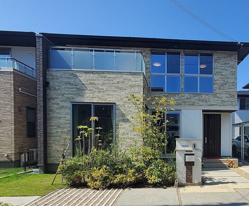 住友林業 グランタウン広畑の一戸建て 完成済 111 70m2 114 m2 4ldk 3 860 4 450万円 住友林業 グランタウン広畑の一戸建て 完成済 111 70m2 114 m2 4ldk 3 860 4 450万円