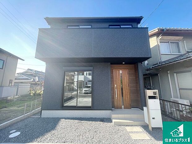 安心の10年保証！外観を美しく保ち、雨水で汚れを落とします！気になることがありましたら、お気軽にお問い合わせください！