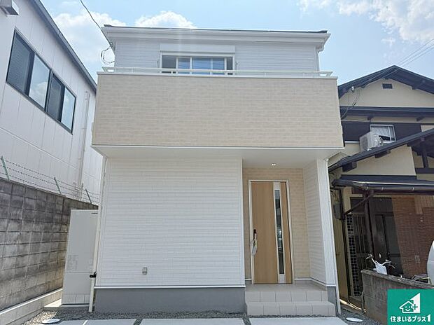 安心の10年保証！外観を美しく保ち、雨水で汚れを落とします！気になることがありましたら、お気軽にお問い合わせください！