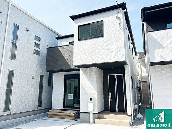 安心の10年保証！外観を美しく保ち、雨水で汚れを落とします！気になることがありましたら、お気軽にお問い合わせください！
