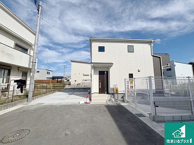 安心の10年保証!外観を美しく保ち、雨水で汚れを落とします!気になることがありましたら、お気軽にお問い合わせください!