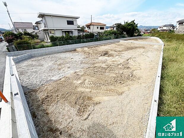 現在はこんな感じです。完成までが待ち遠しいですね。 