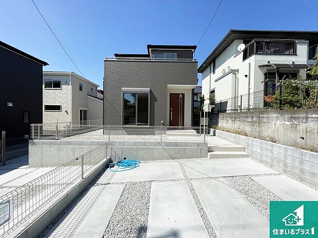 安心の10年保証！外観を美しく保ち、雨水で汚れを落とします！気になることがありましたら、お気軽にお問い合わせください！