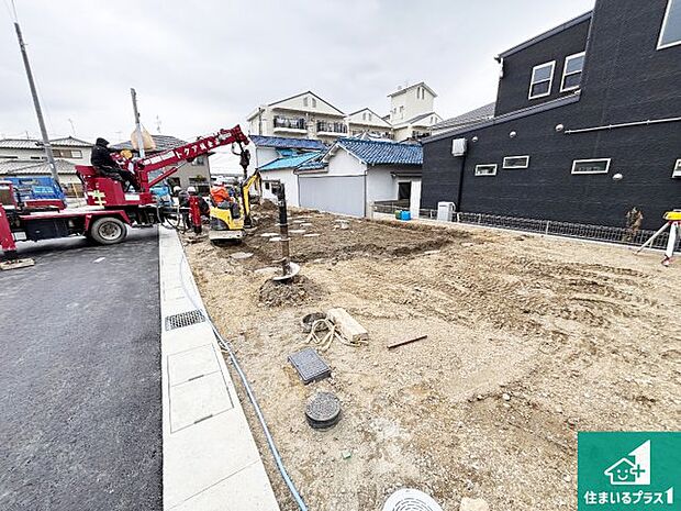 現在はこんな感じです。完成までが待ち遠しいですね。