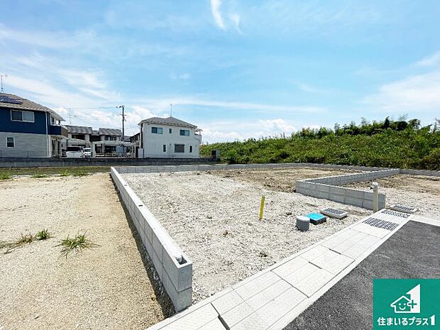 現在はこんな感じです。完成までが待ち遠しいですね。