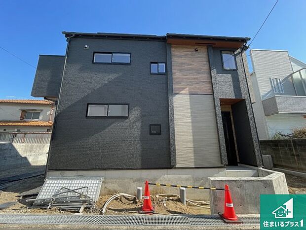 安心の10年保証!外観を美しく保ち、雨水で汚れを落とします!気になることがありましたら、お気軽にお問い合わせください!