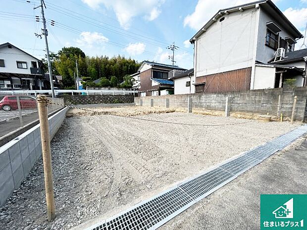 現在はこんな感じです。完成までが待ち遠しいですね。