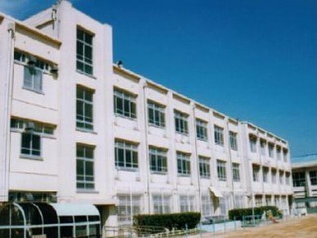 神戸市立舞子小学校