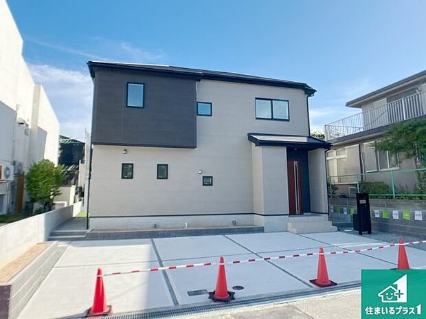 【外観】安心の10年保証！外観を美しく保ち、雨水で汚れを落とします！気になることがありましたら、お気軽にお問い合わせください！