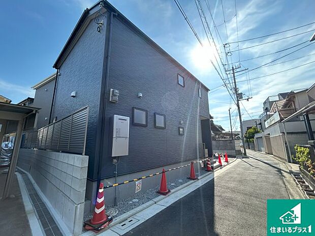 【外観】安心の10年保証！外観を美しく保ち、雨水で汚れを落とします！気になることがありましたら、お気軽にお問い合わせください！