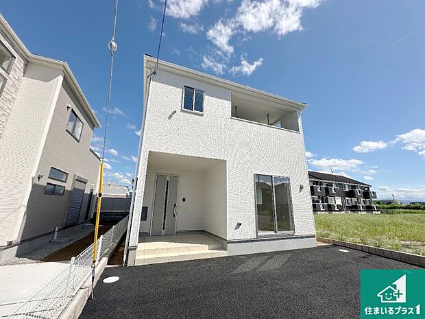 【外観】安心の10年保証！外観を美しく保ち、雨水で汚れを落とします！気になることがありましたら、お気軽にお問い合わせください！