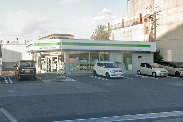 ファミリーマート 堺南花田店