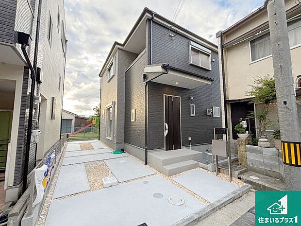 【外観】安心の10年保証!外観を美しく保ち、雨水で汚れを落とします!気になることがありましたら、お気軽にお問い合わせください!