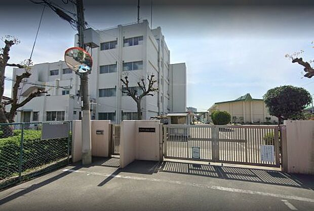 摂津市立味舌小学校