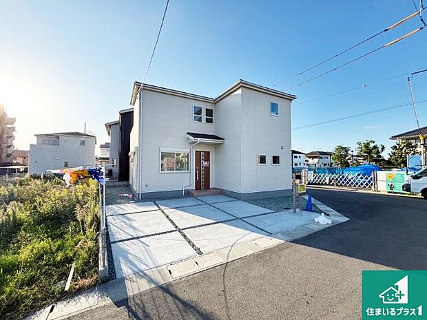 【外観】安心の10年保証!外観を美しく保ち、雨水で汚れを落とします!気になることがありましたら、お気軽にお問い合わせください!