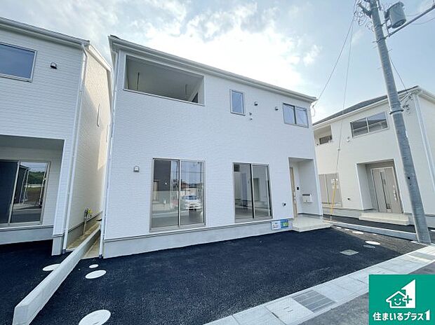 【外観】安心の10年保証!外観を美しく保ち、雨水で汚れを落とします!気になることがありましたら、お気軽にお問い合わせください!