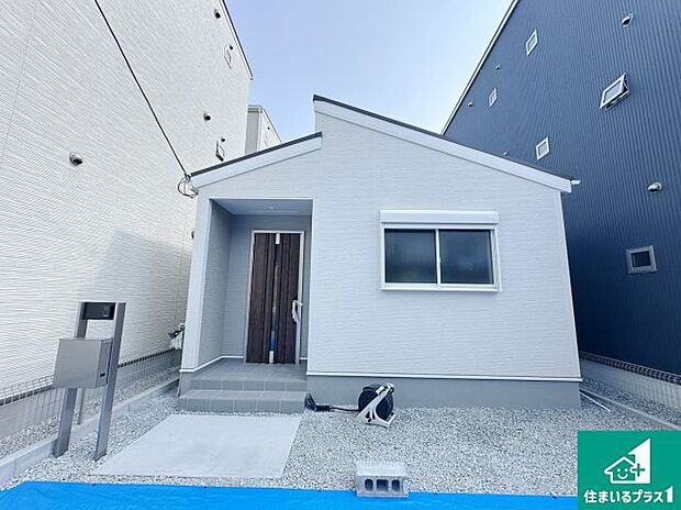 【外観】安心の10年保証！外観を美しく保ち、雨水で汚れを落とします！気になることがありましたら、お気軽にお問い合わせください！