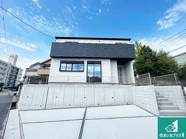 【外観】安心の10年保証！外観を美しく保ち、雨水で汚れを落とします！気になることがありましたら、お気軽にお問い合わせください！